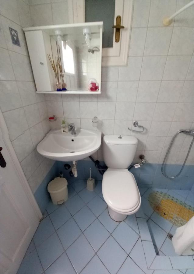 Agapis Apartments Петра Екстериор снимка